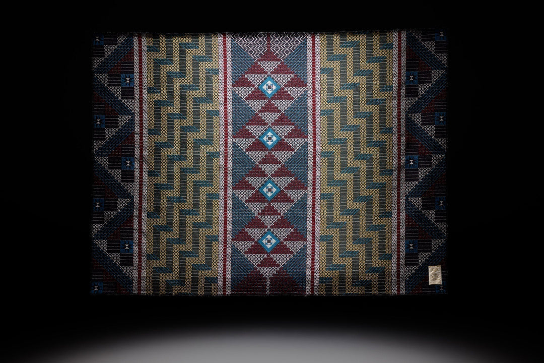 Ōrongonui- Behind the weave