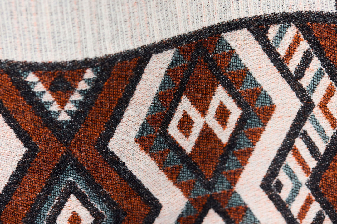 Pūrena koa - Behind the weave