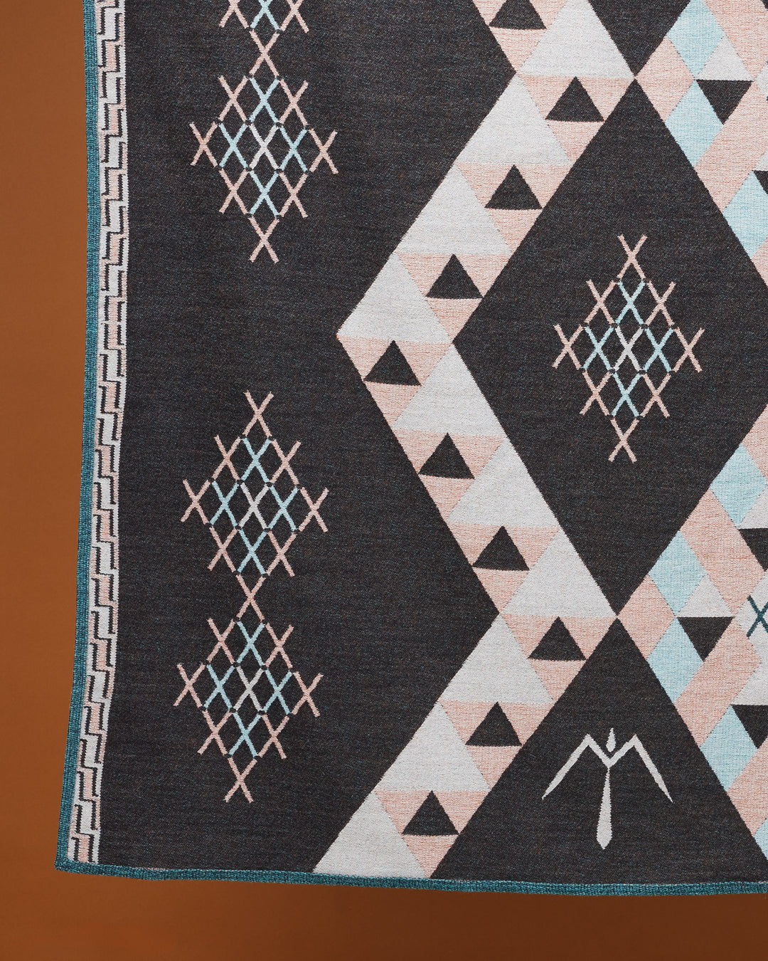 Unahi Pattern Uhi Tai – Noa Blanket Co